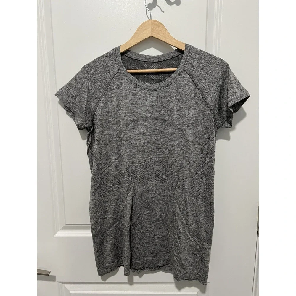 Lululemon Swiftly Tech‎ Short Sleeve 2.0 Silver Drop Size 12 Yoga Pilates